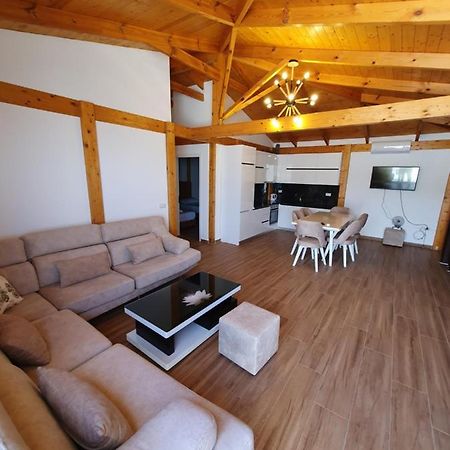 Klajdi Apartaments Sarandë Exterior foto