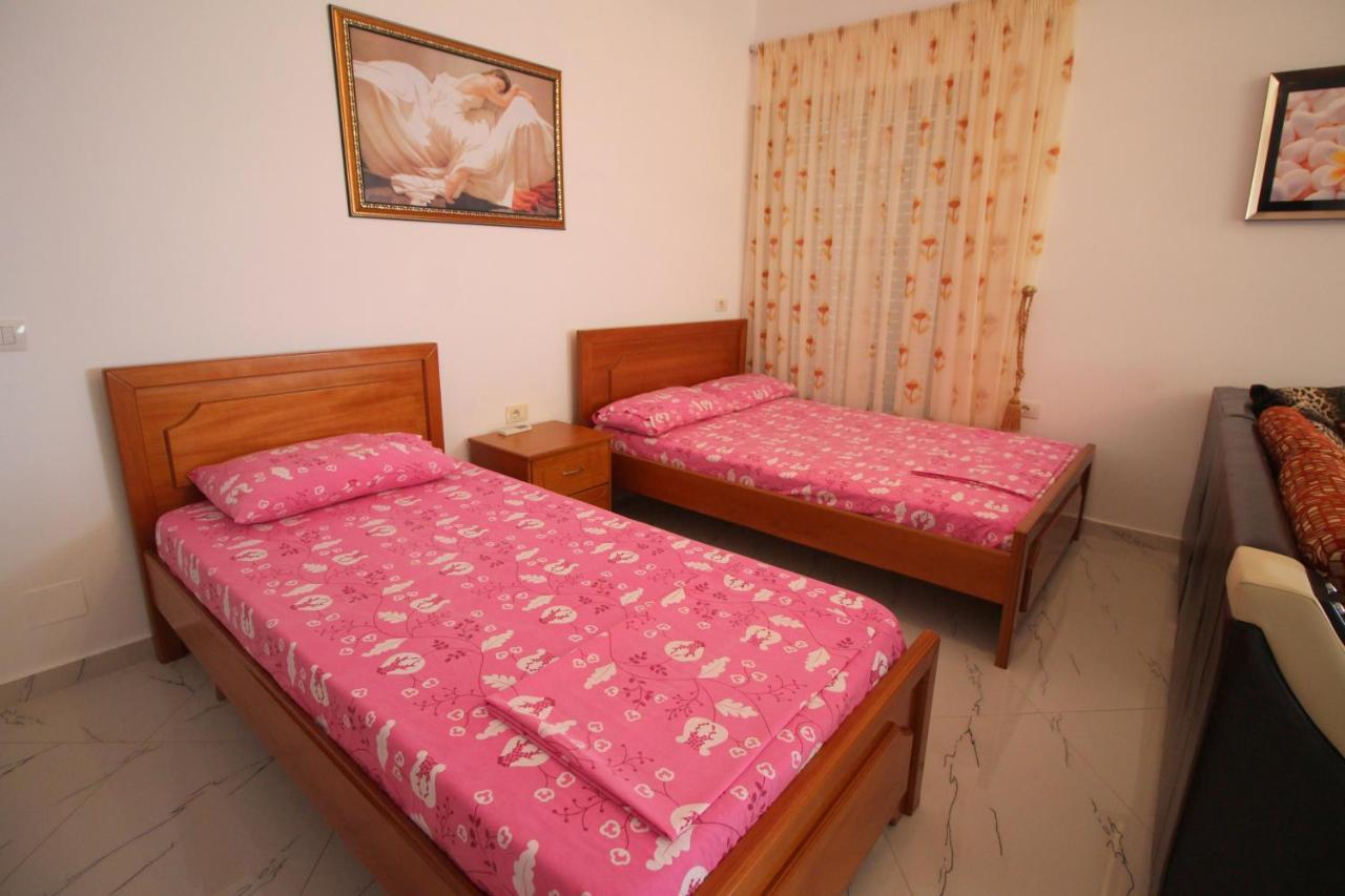 Klajdi Apartaments Sarandë Exterior foto
