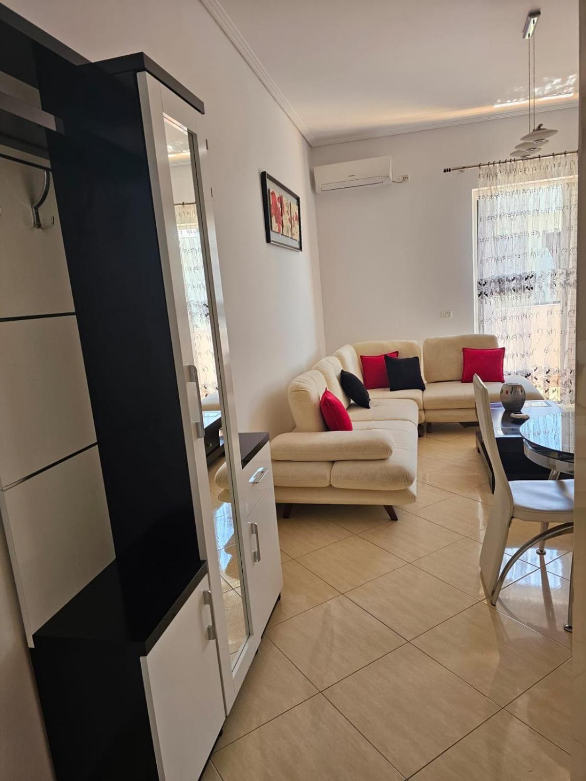 Klajdi Apartaments Sarandë Exterior foto