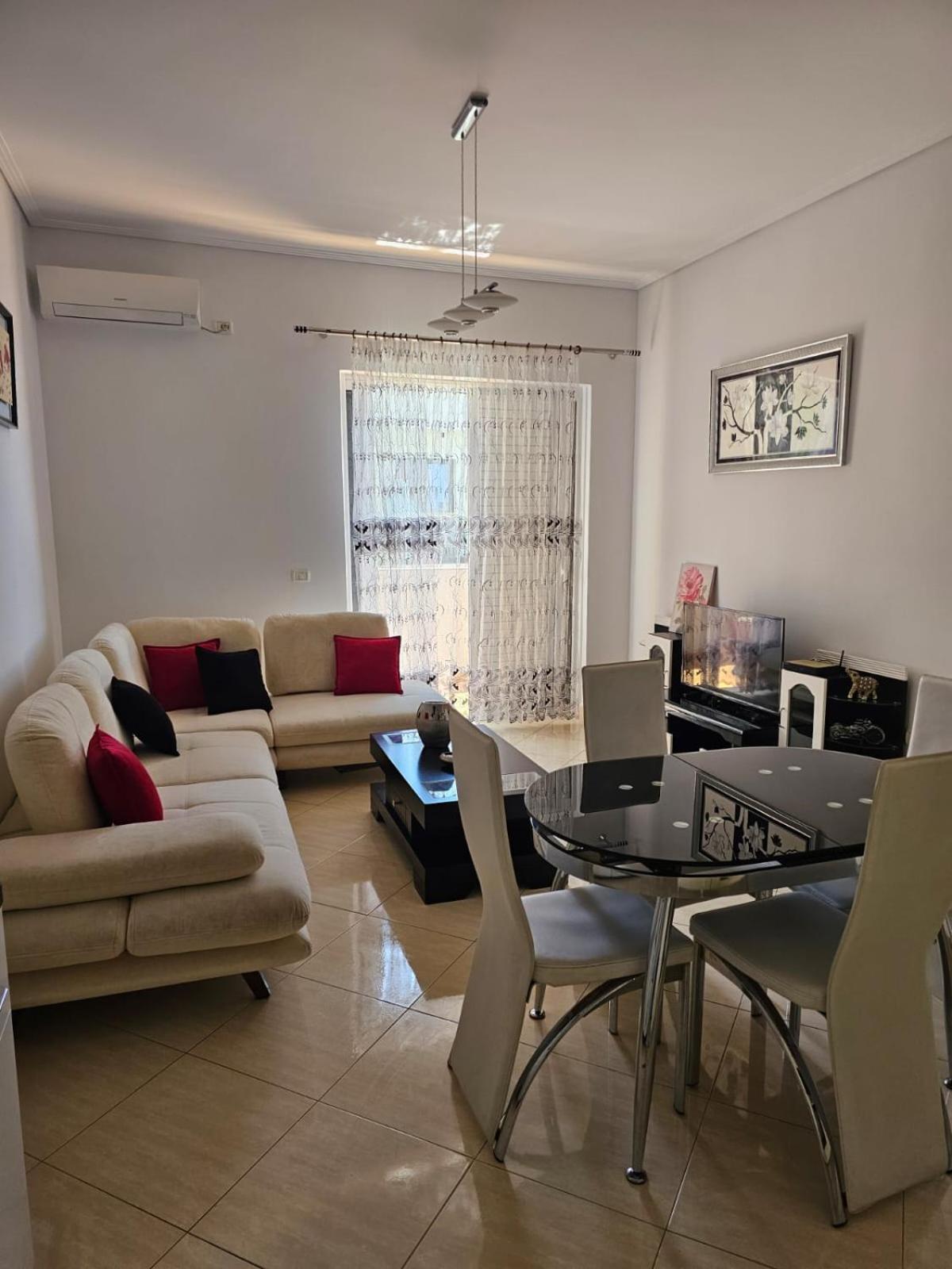 Klajdi Apartaments Sarandë Exterior foto